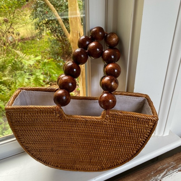 NWT Anthropologie Half Moon Raffia Clutch - Picture 3 of 6